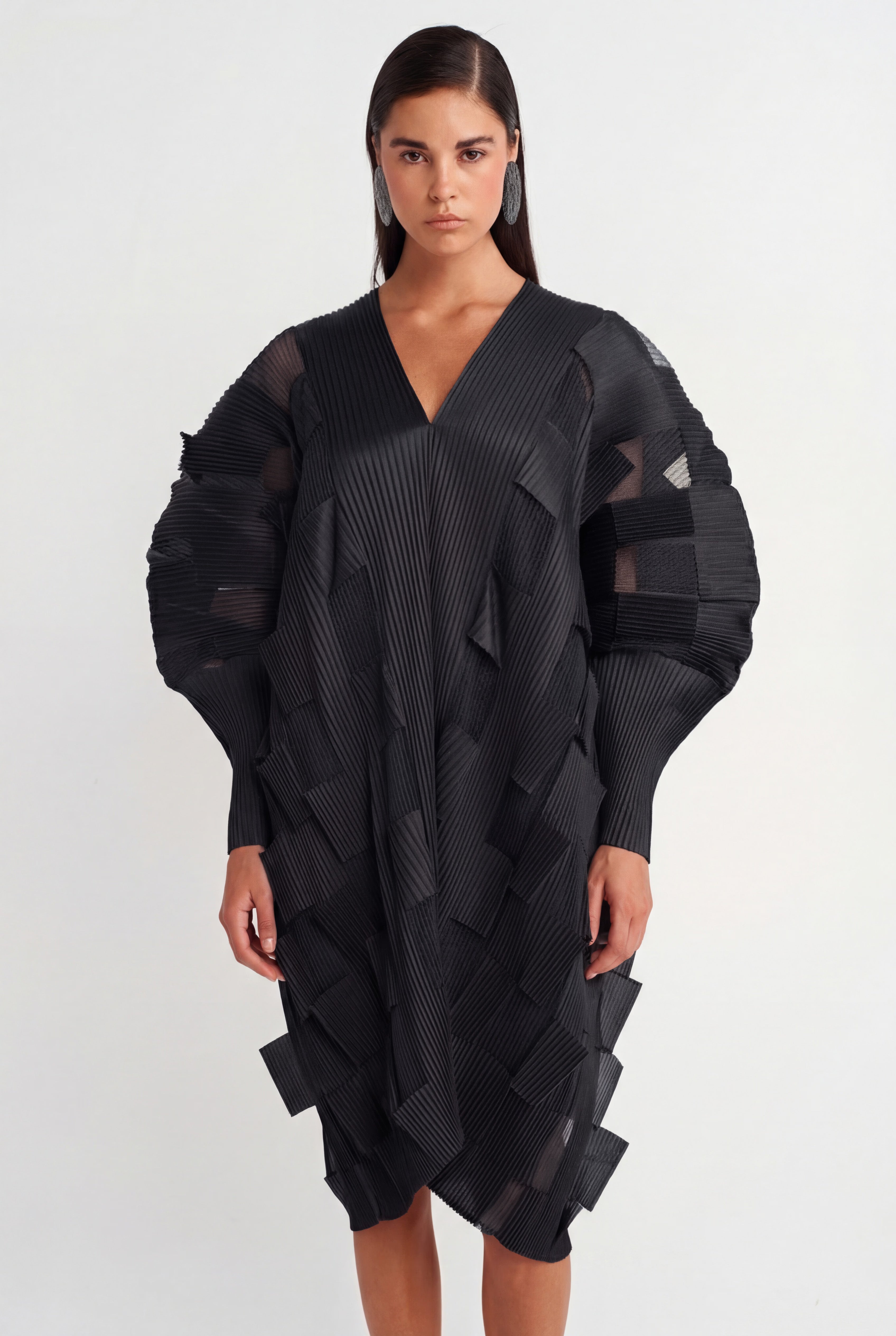 Black Layered Pleated Dress-Y264014010