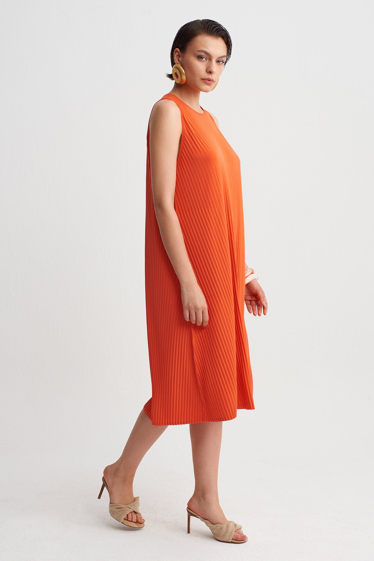 Pomegranade Jersey Pleated Midi Dress-Y264014127