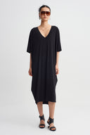 Black V-Neck Oversized Jersey Dress-Y264014136