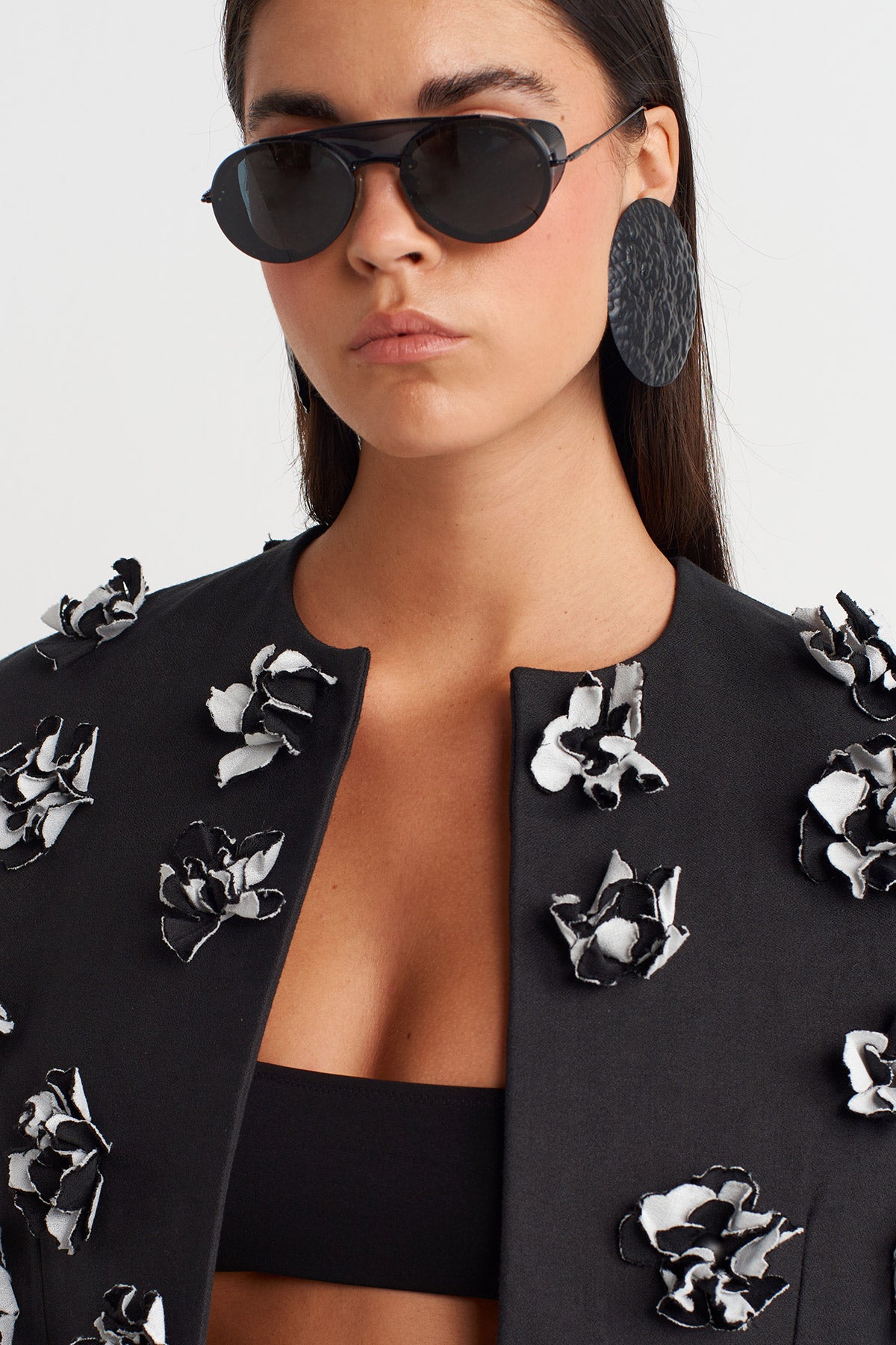 Black / White Floral Embellished Jacket-Y265015010