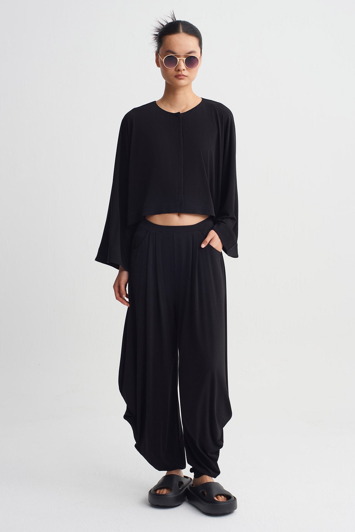 Black Jersey Jacket with Hidden Snap Closure-Y265015118