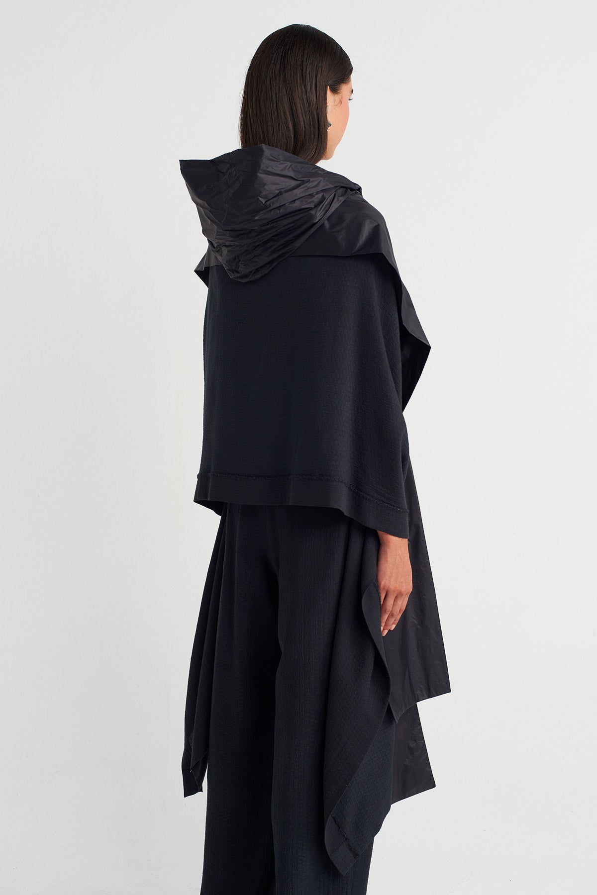 Black / Black Hooded Draped Shawl-Y266016004