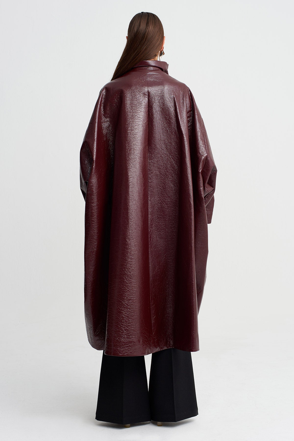 Burgundy High Neck Oversized Glossy Coat-Y267017007