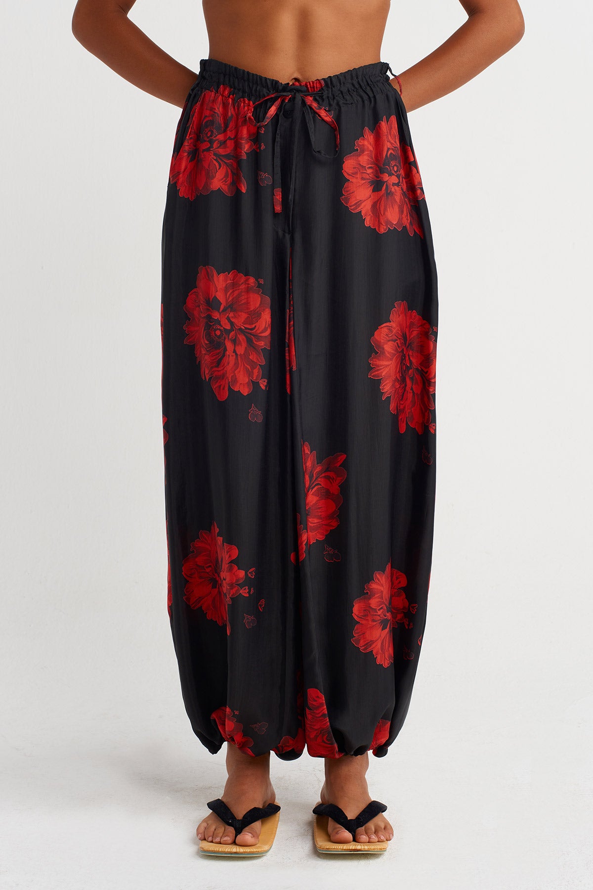 Floral Printed Harem Pants-Y263013014