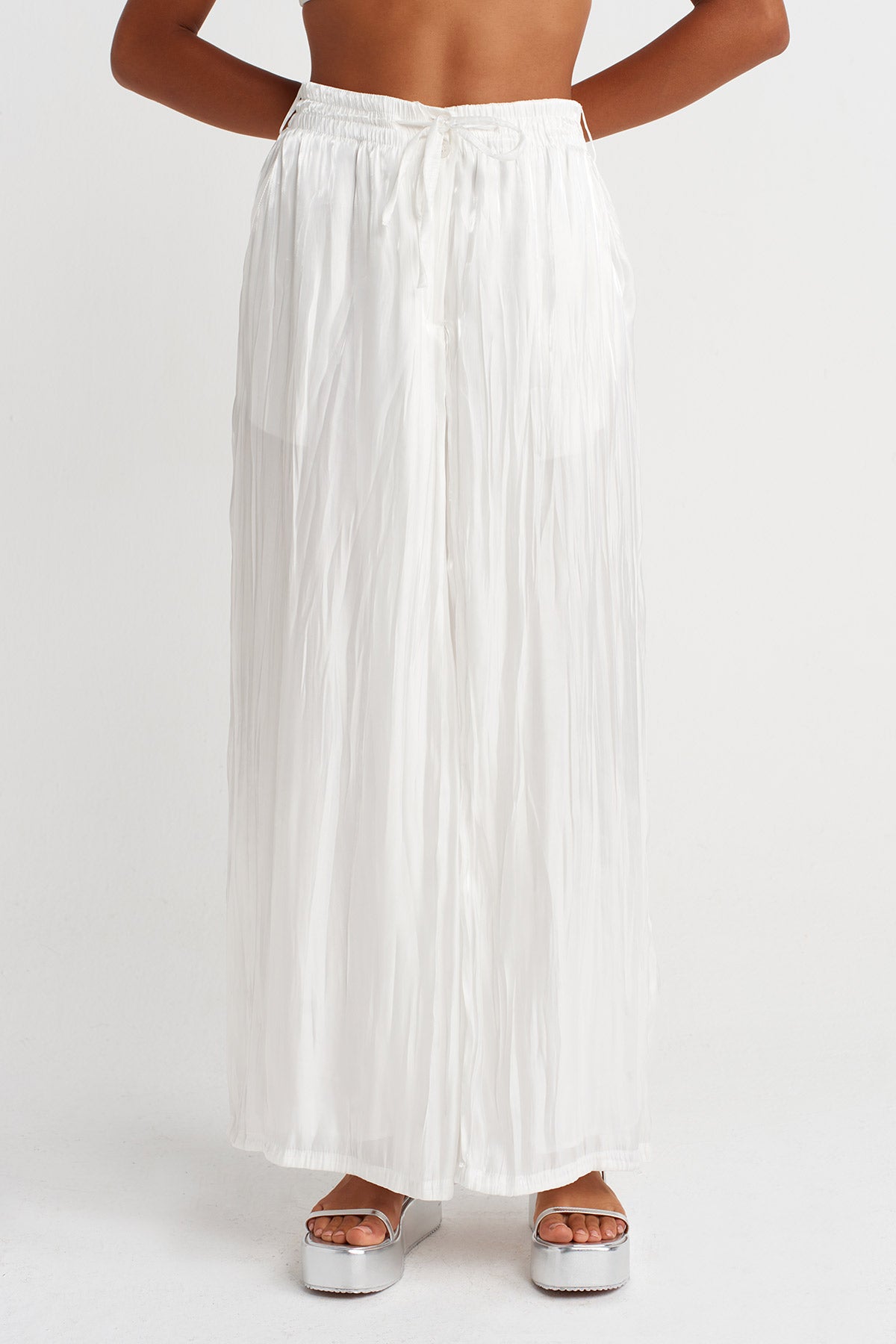 Off White Crinkled Texture Wide-Leg White Trousers-Y263013015