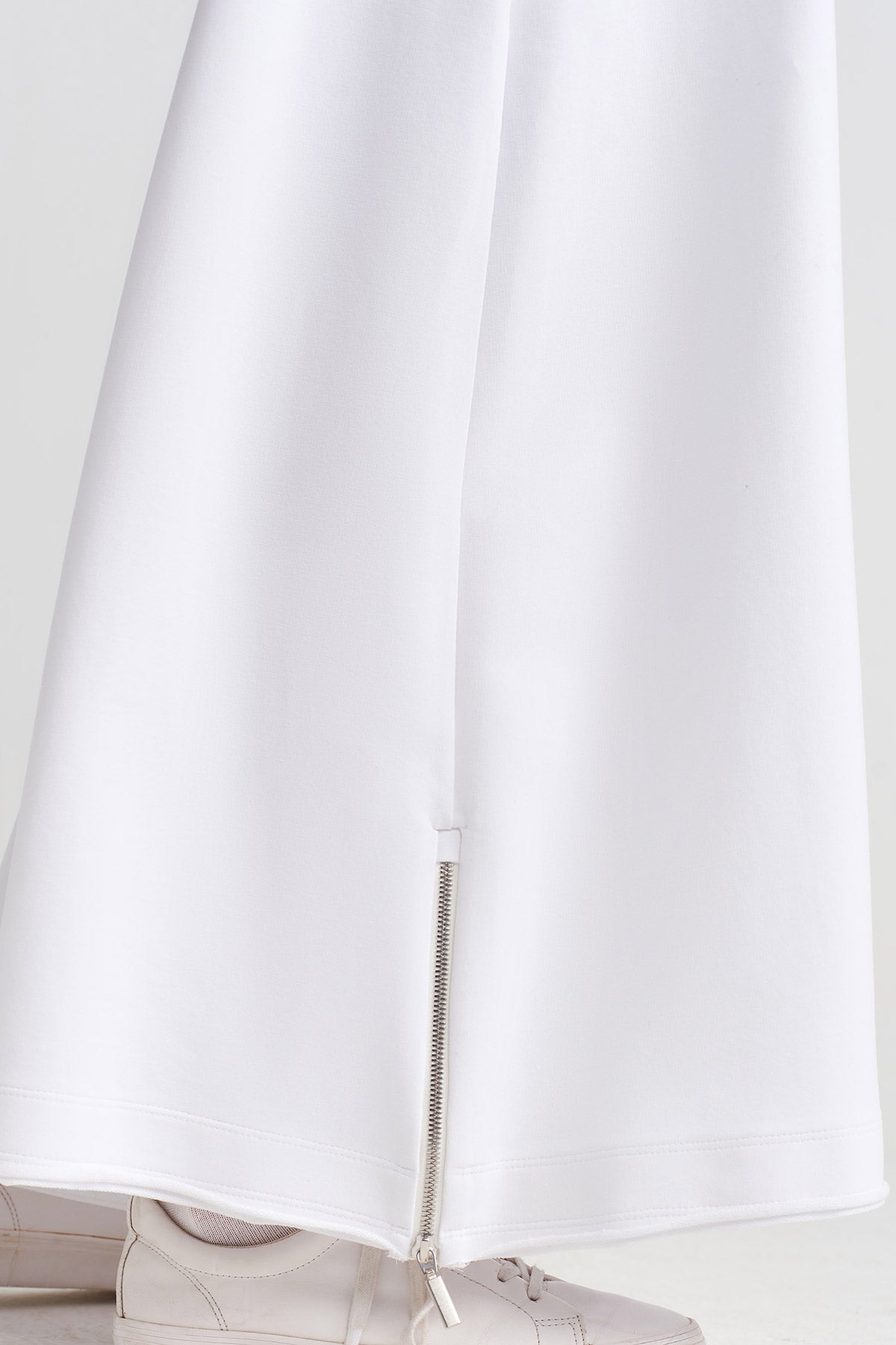 Off White Wide-Leg Clean Cut Trousers-Y263013016