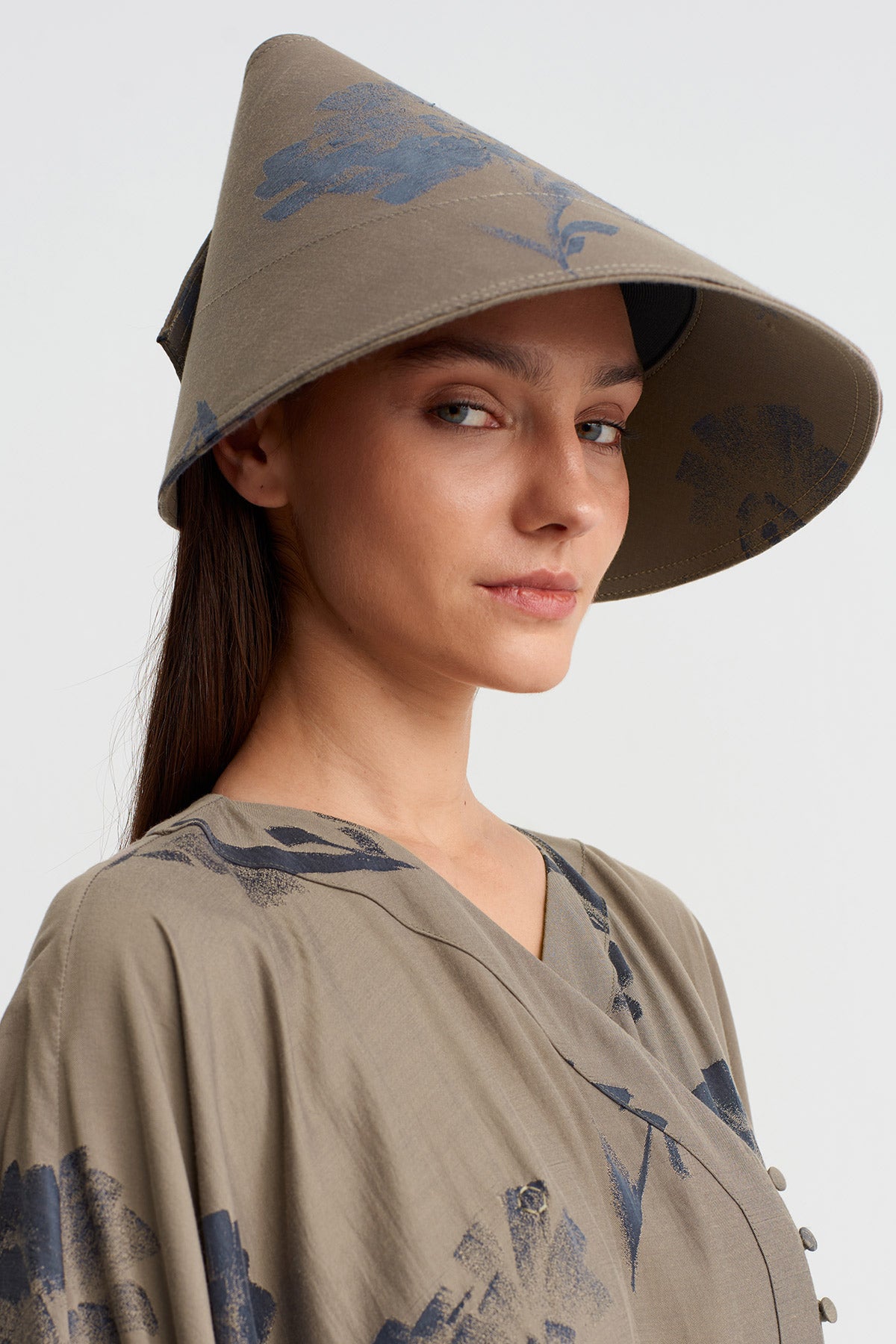 Kahve/Gri Patterned Conical Structured Hat-Y266016008