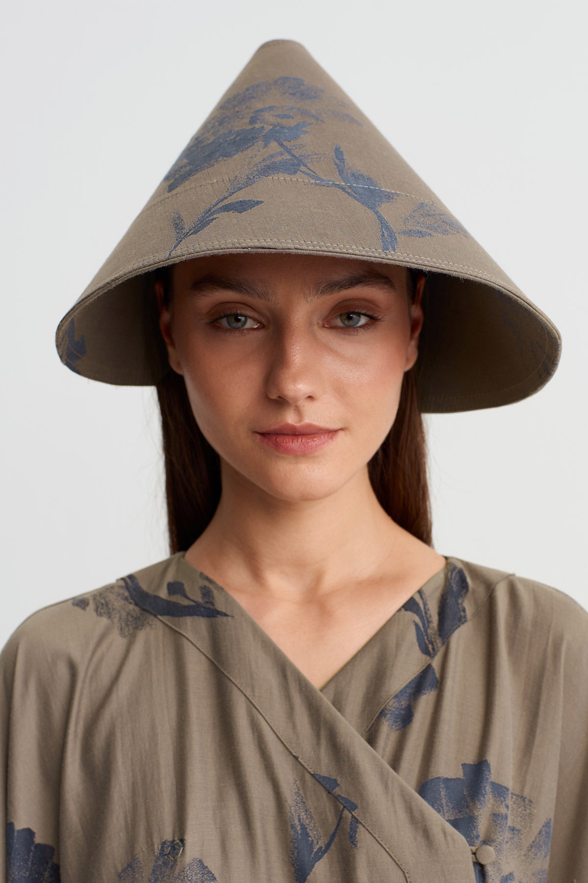 Kahve/Gri Patterned Conical Structured Hat-Y266016008