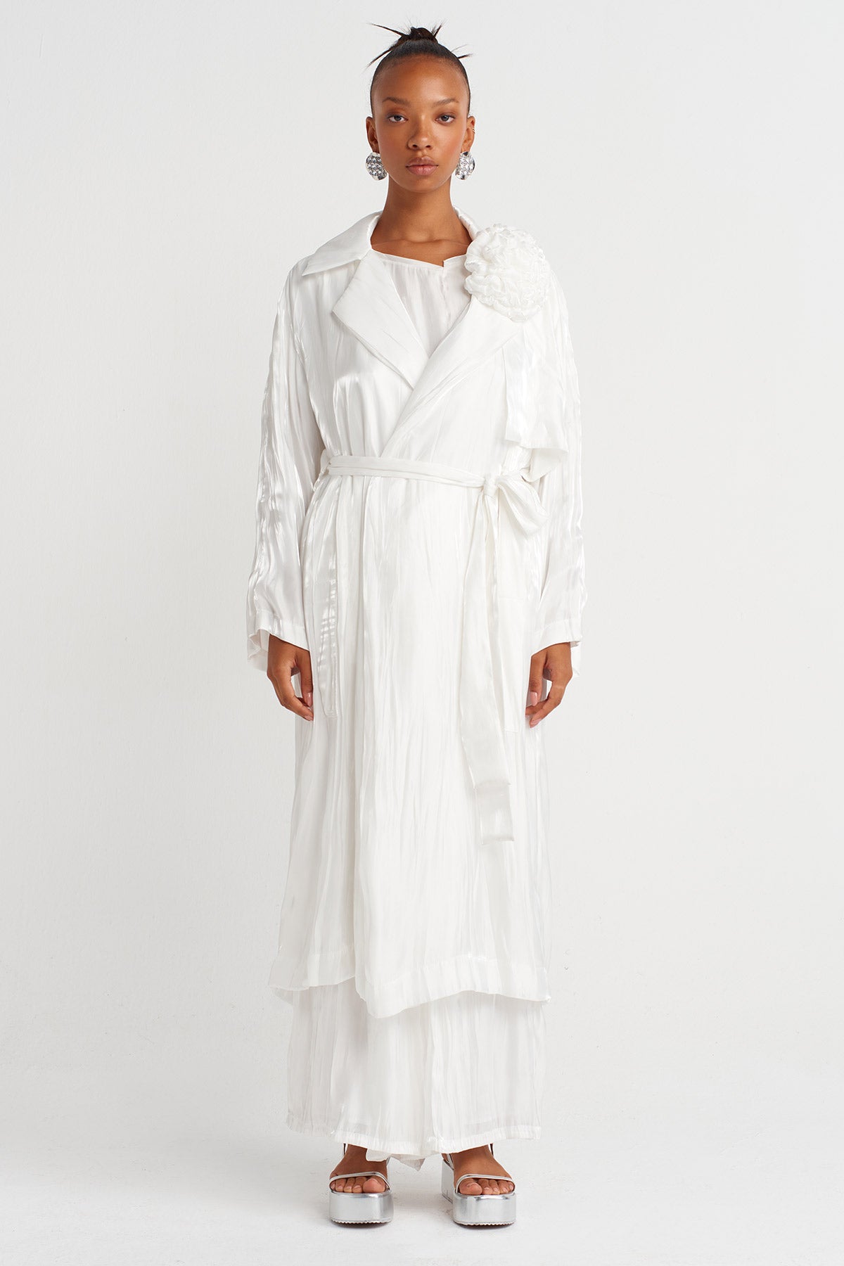 Off White Shiny Trench Coat with Floral Shoulder Detail-Y267017005
