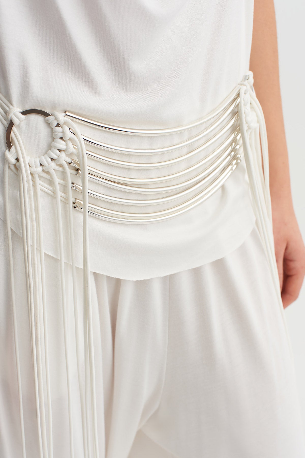 Off White Lace-Up Waist Belt with Metal Rod Details-Y268018017