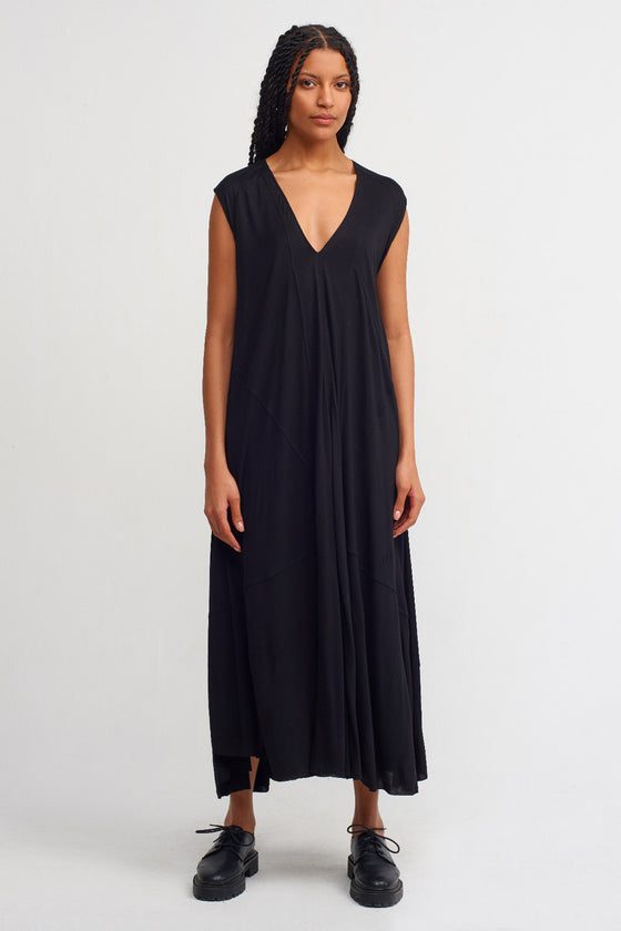 Black V-Neck Sleeveless Long Dress-Y234014043